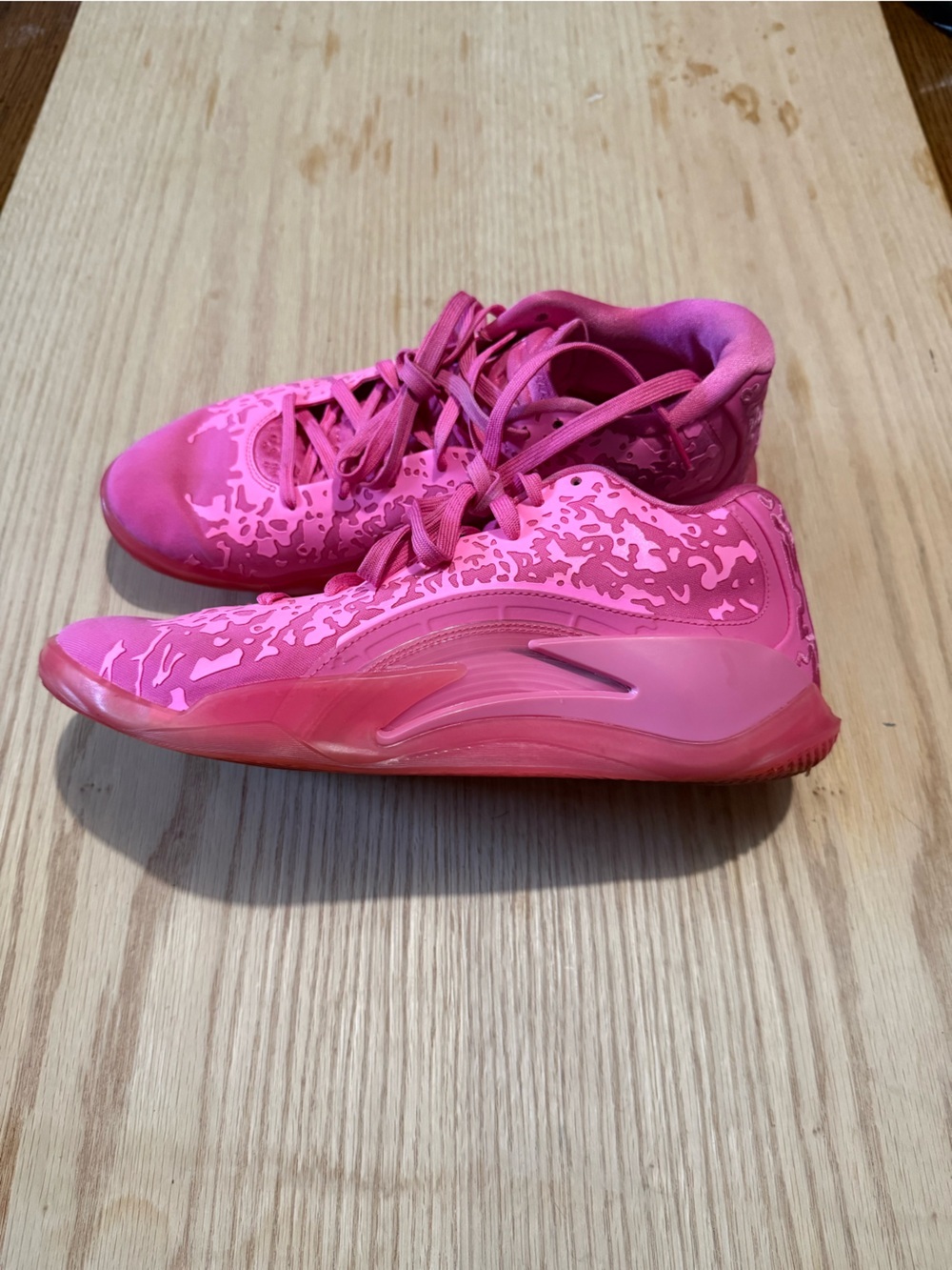 Men’s Zion Williams 3 Pink Lotus Athletic Sneakers